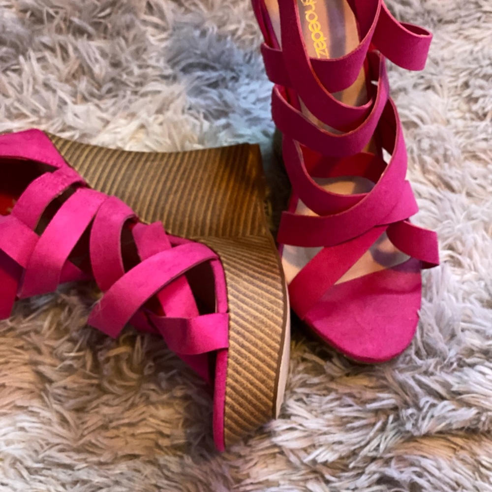 Hot pink wedges